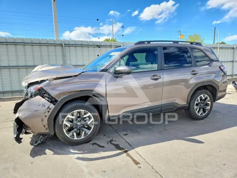 2025 Subaru Forester фото