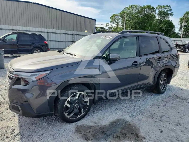 2025 Subaru Forester фото