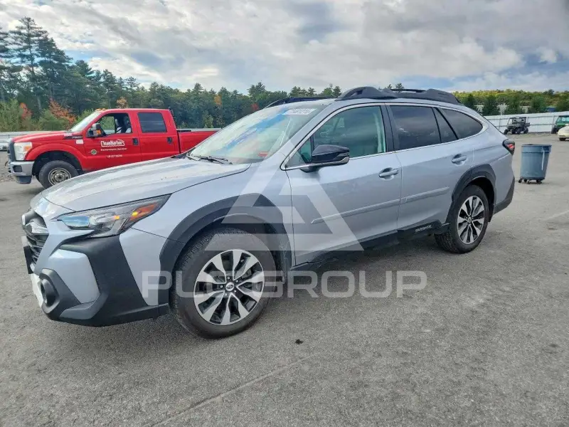 2025 Subaru Outback photo