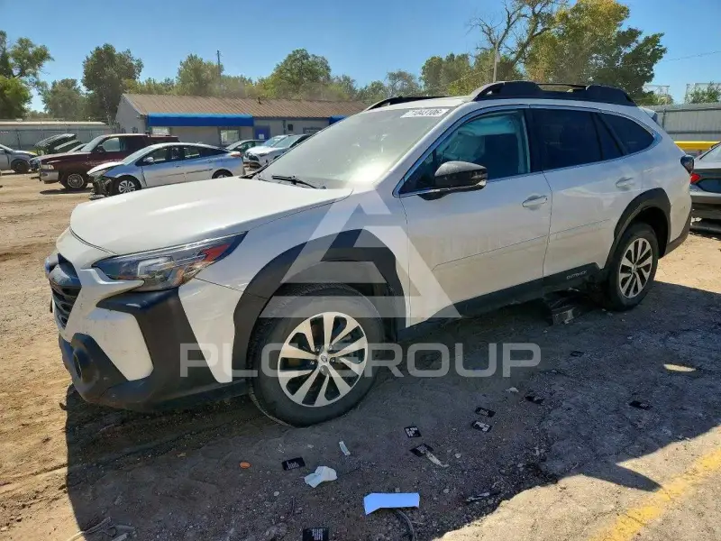 2025 Subaru Outback photo