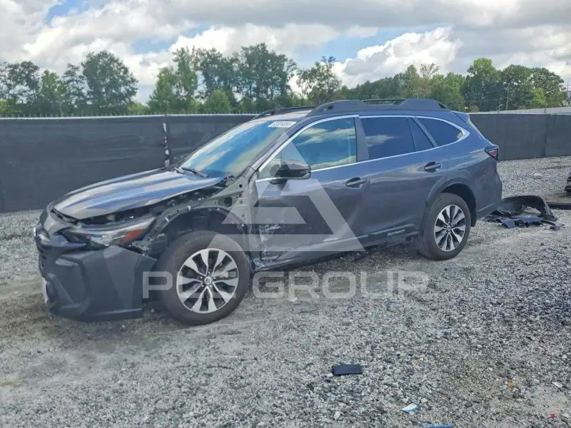 2025 Subaru Outback photo