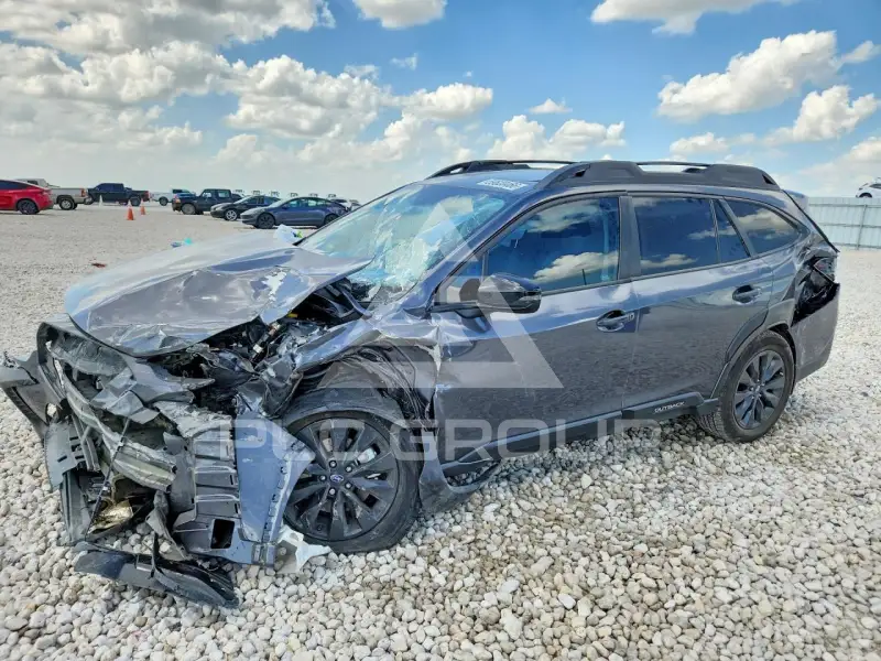 2025 Subaru Outback photo