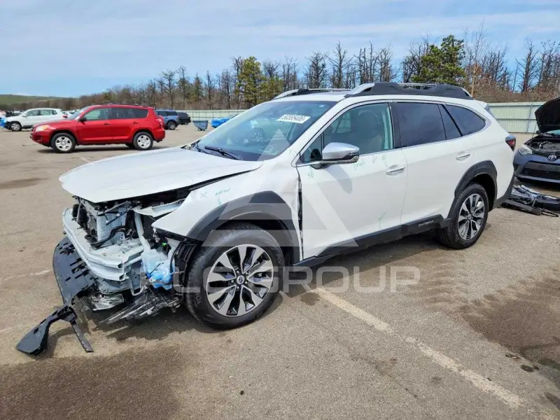 2025 Subaru Outback фото