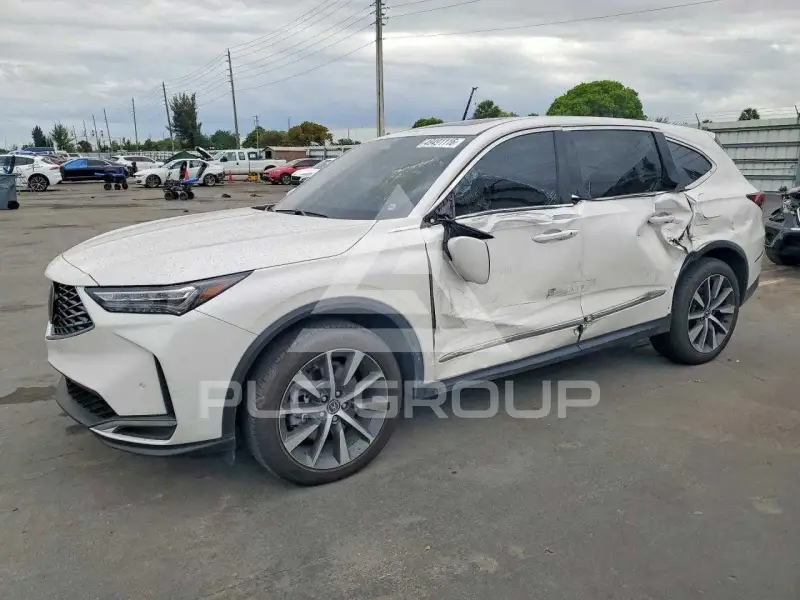 2025 Acura MDX photo