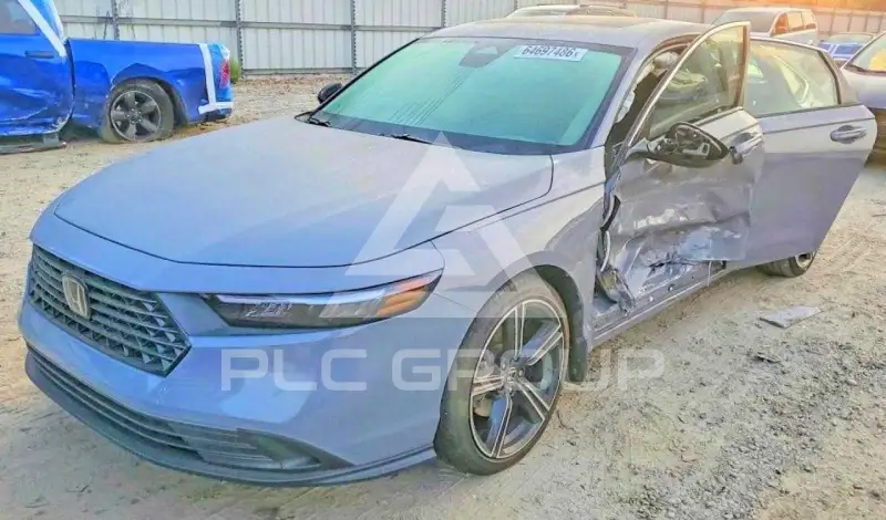 2025 Honda Accord photo