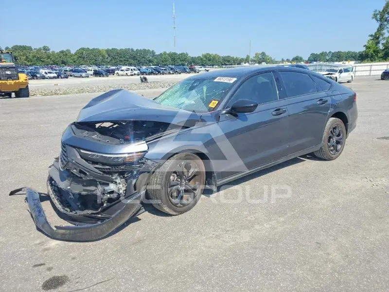 2025 Honda Accord photo