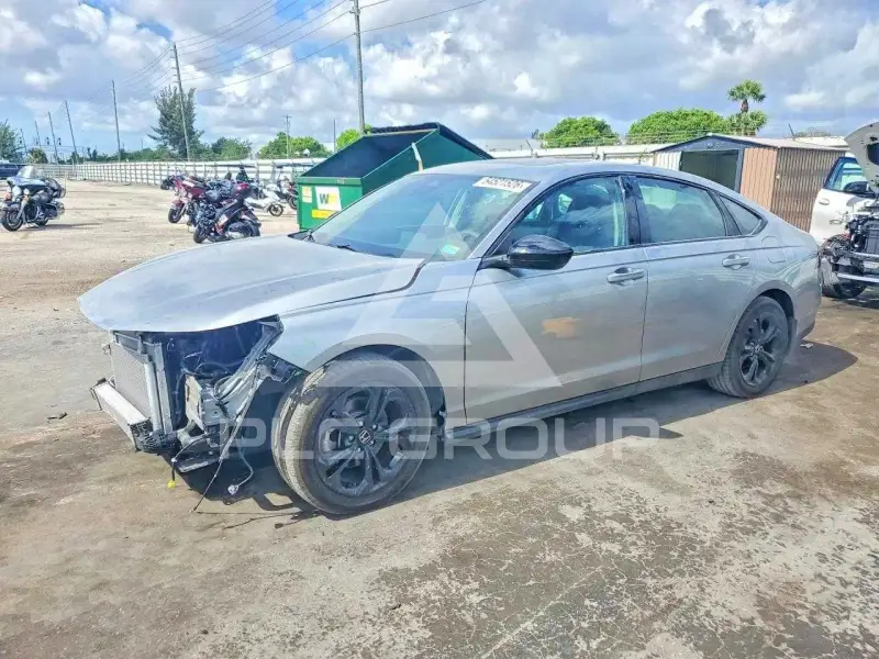 2025 Honda Accord photo