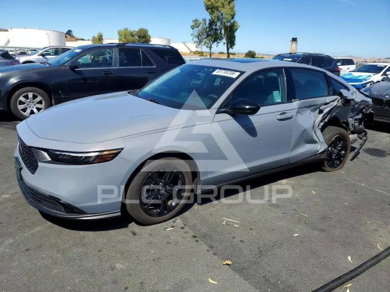 2025 Honda Accord photo