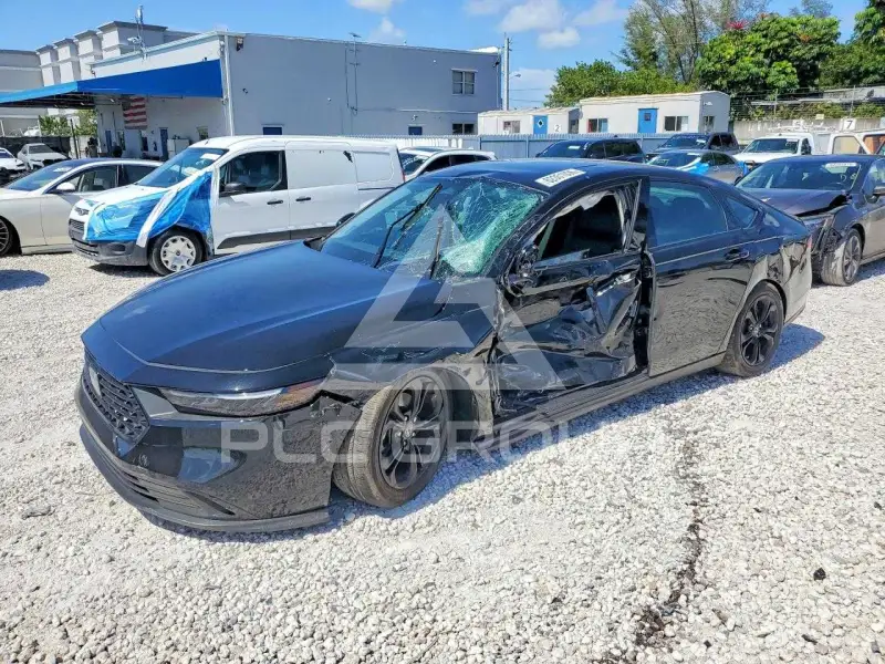2025 Honda Accord photo