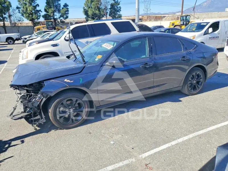 2025 Honda Accord photo