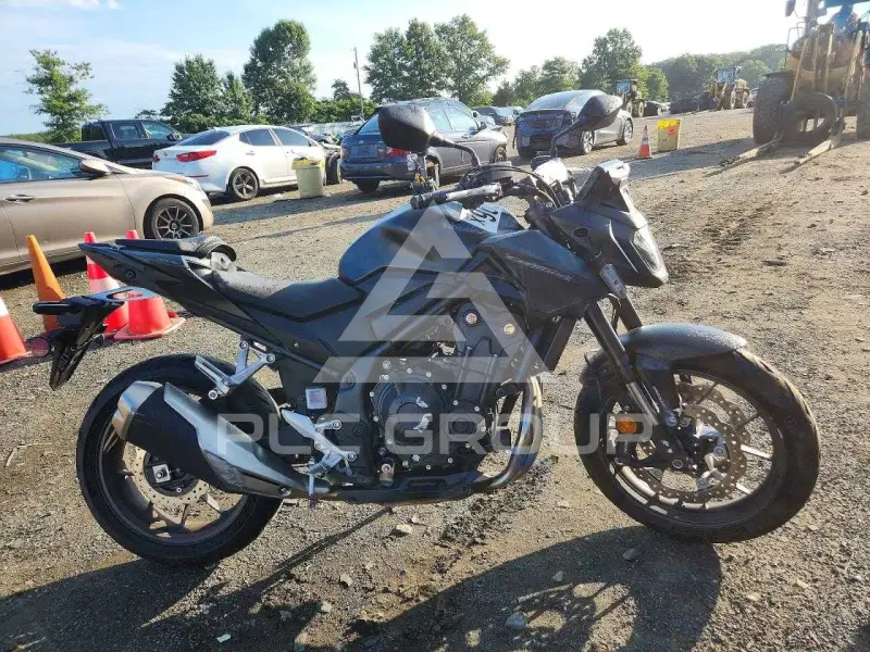 2025 Honda CB фото
