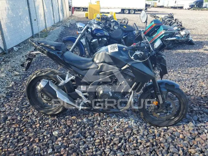 2025 Honda CB фото