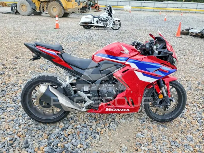 2025 Honda CBR фото