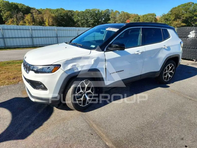2025 Jeep COMPASS photo