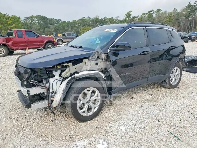 2025 Jeep COMPASS photo