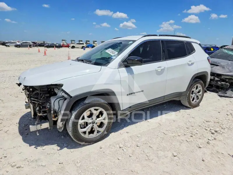 2025 Jeep COMPASS photo