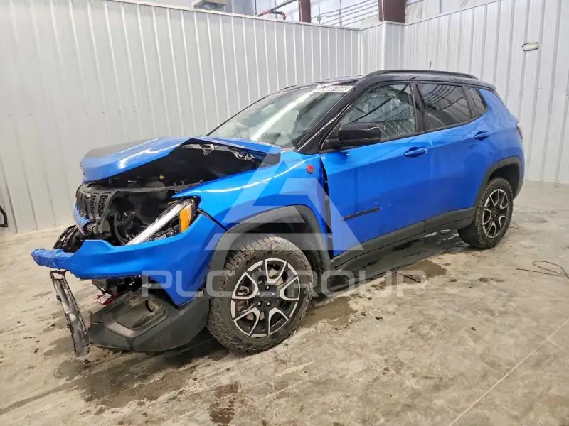 2025 Jeep COMPASS фото