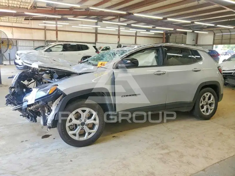 2025 Jeep COMPASS фото