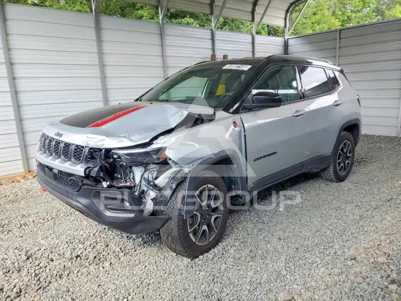 2025 Jeep COMPASS фото