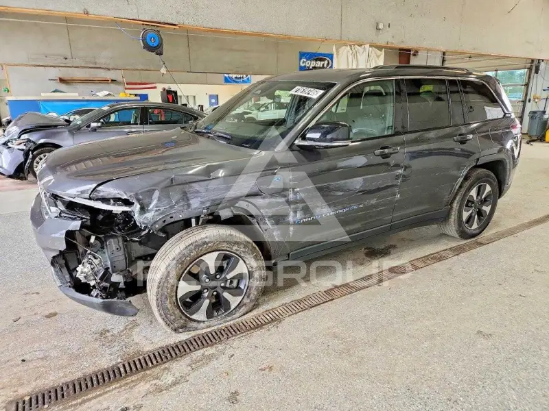 2025 Jeep CHEROKEE фото
