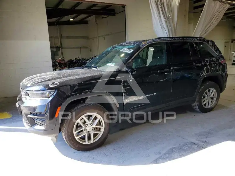 2025 Jeep CHEROKEE photo