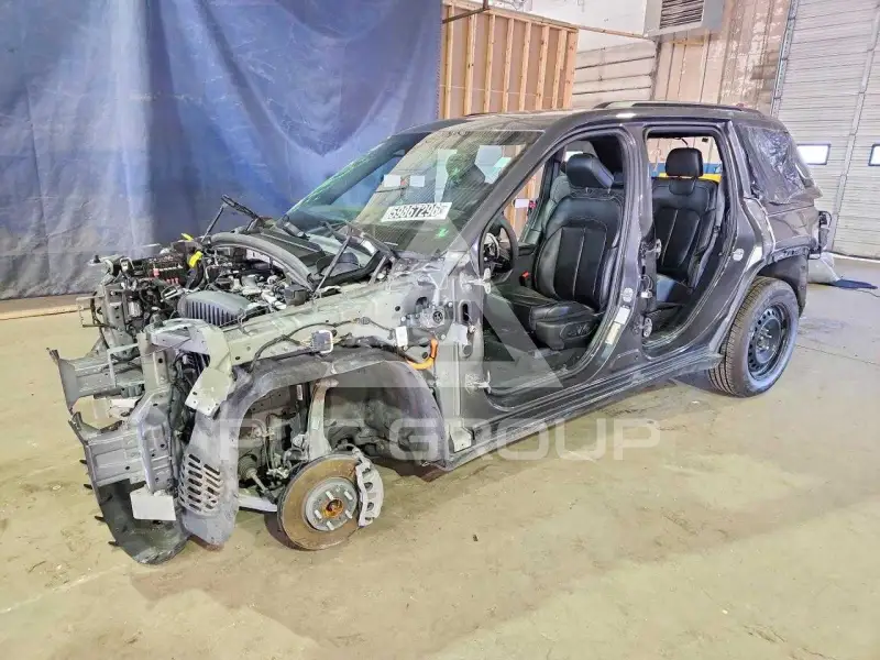 2025 Jeep CHEROKEE photo