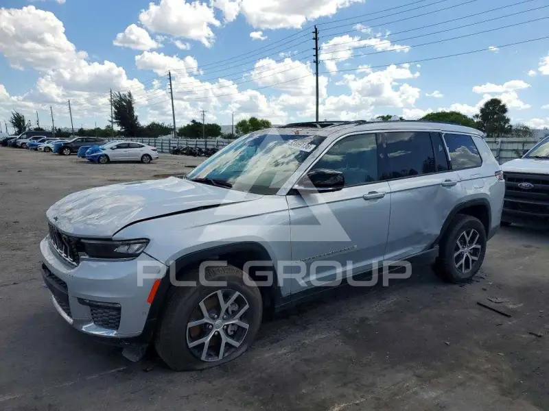 2025 Jeep CHEROKEE photo