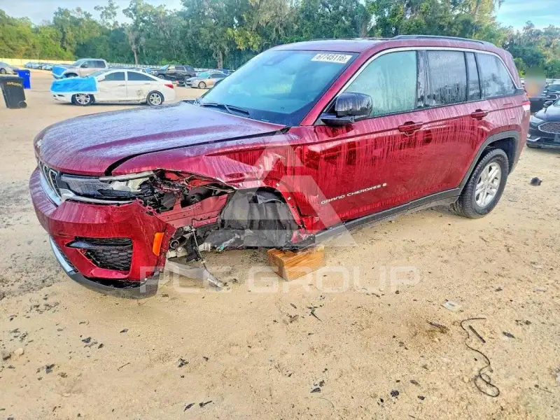 2025 Jeep CHEROKEE photo