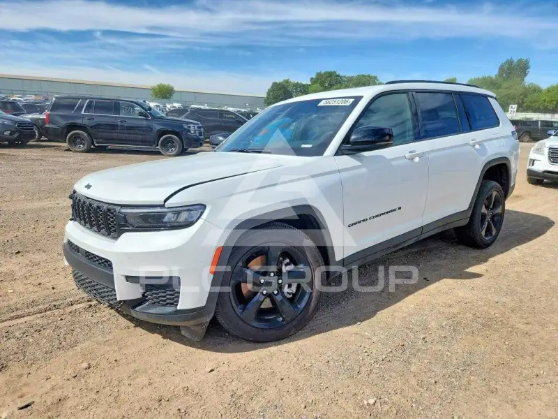 2025 Jeep CHEROKEE photo