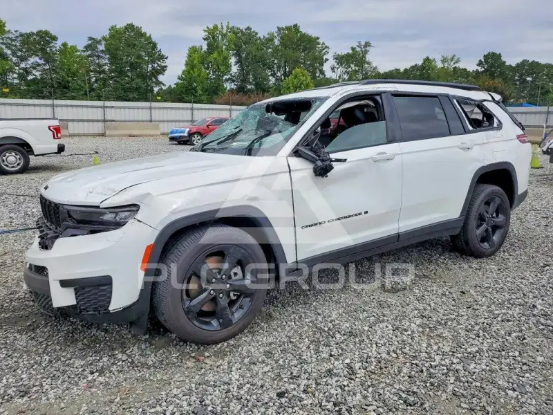 2025 Jeep Grand Cherokee фото