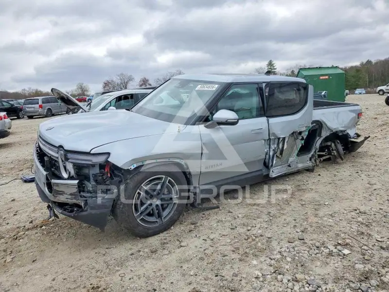 2025 Rivian R1T photo