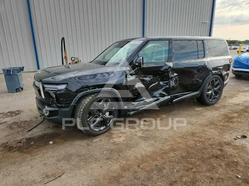 2025 Rivian R1S фото