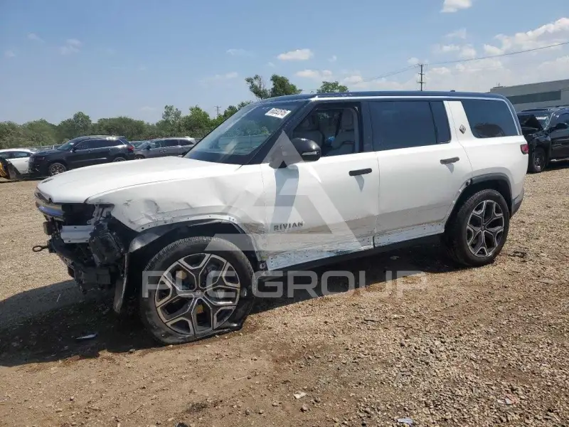 2025 Rivian R1S фото