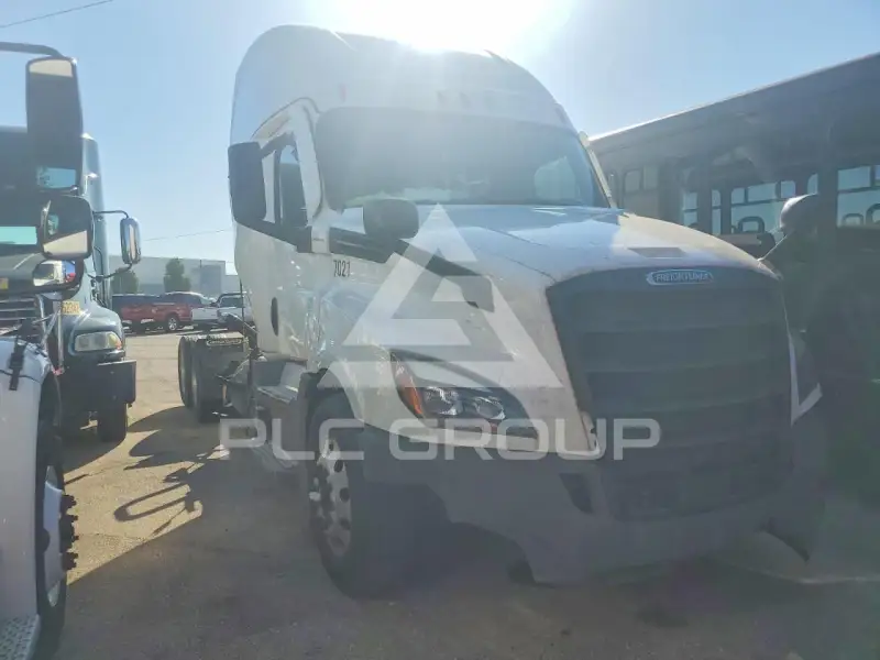 2025 Freightliner All Other фото