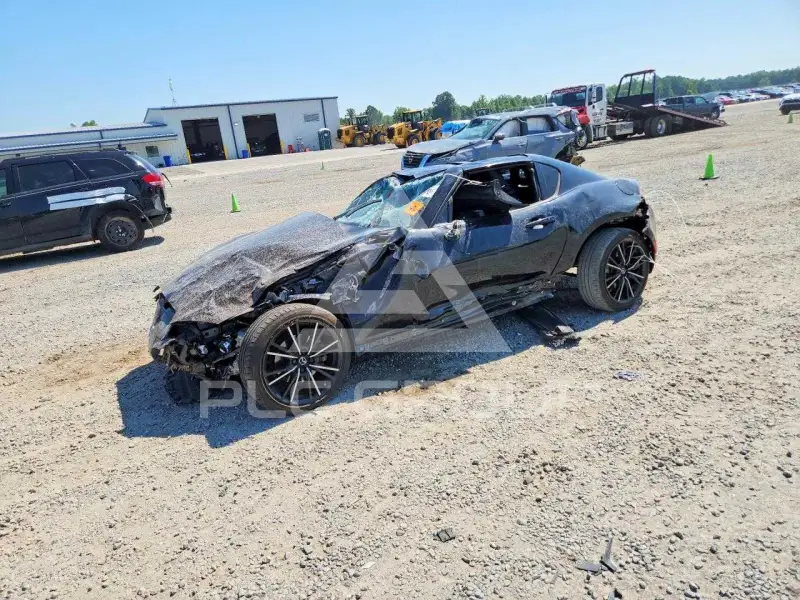 2025 Mazda MX-5 photo
