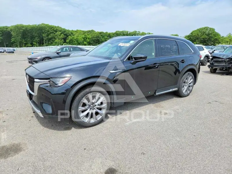 2025 Mazda CX-90 photo