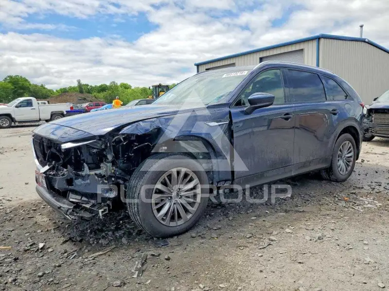 2025 Mazda CX-90 photo