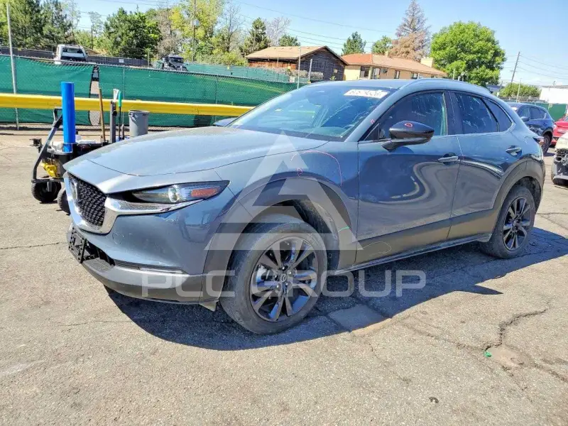 2025 Mazda CX-3 фото