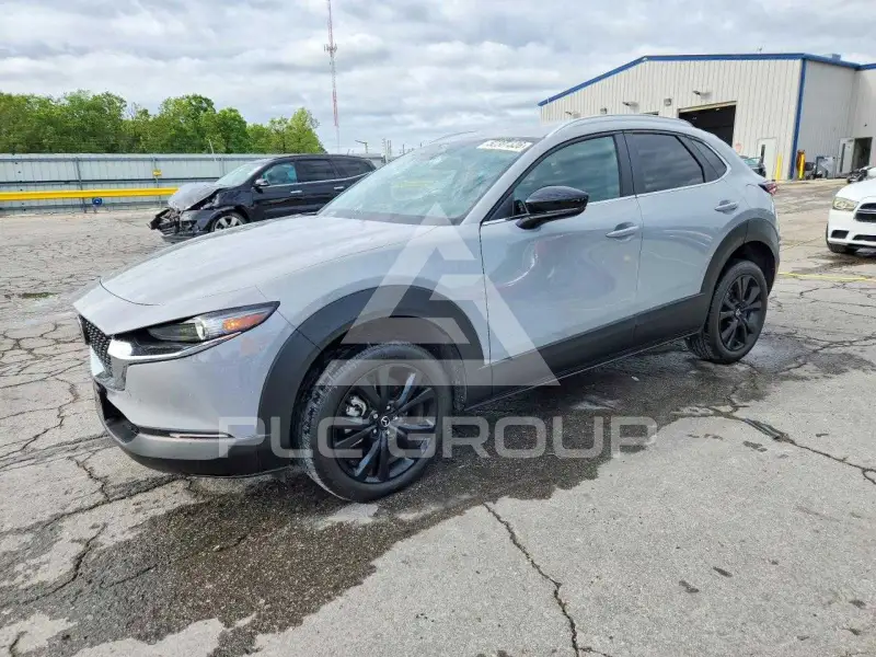 2025 Mazda CX-3 photo
