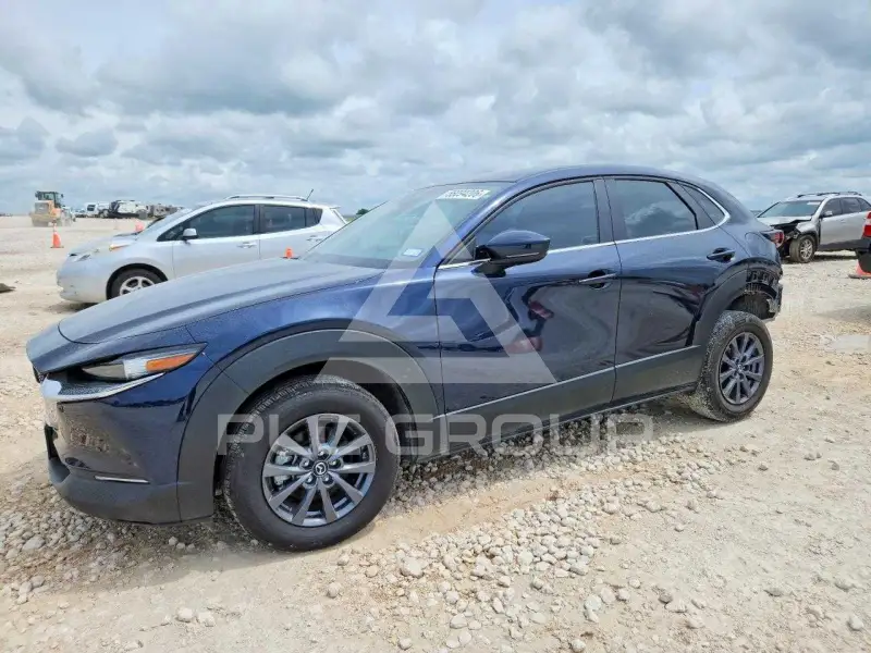 2025 Mazda CX-3 фото