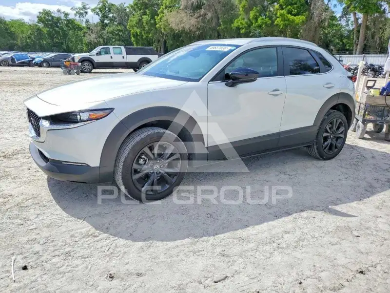 2025 Mazda CX-3 фото