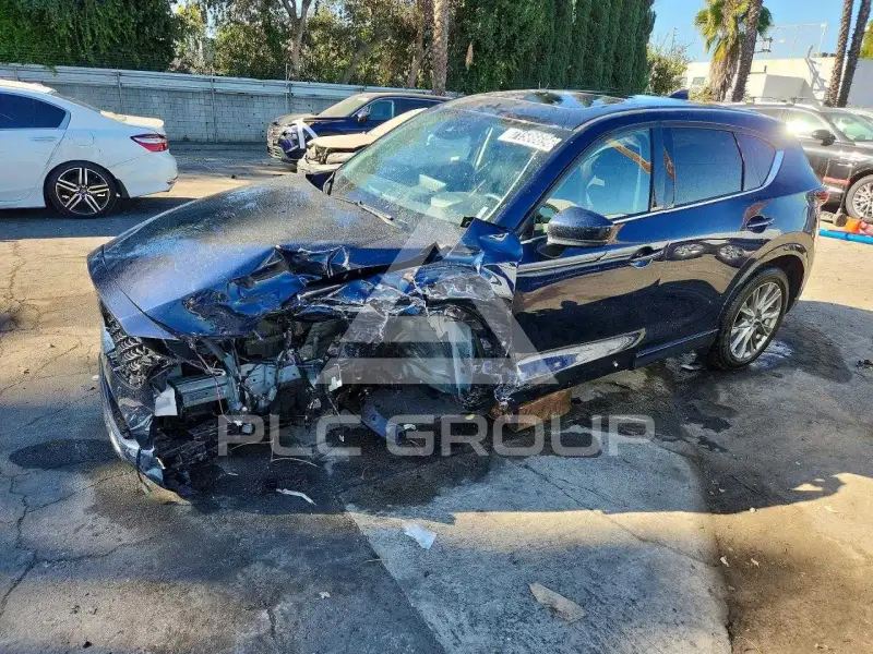 2025 Mazda CX-5 photo