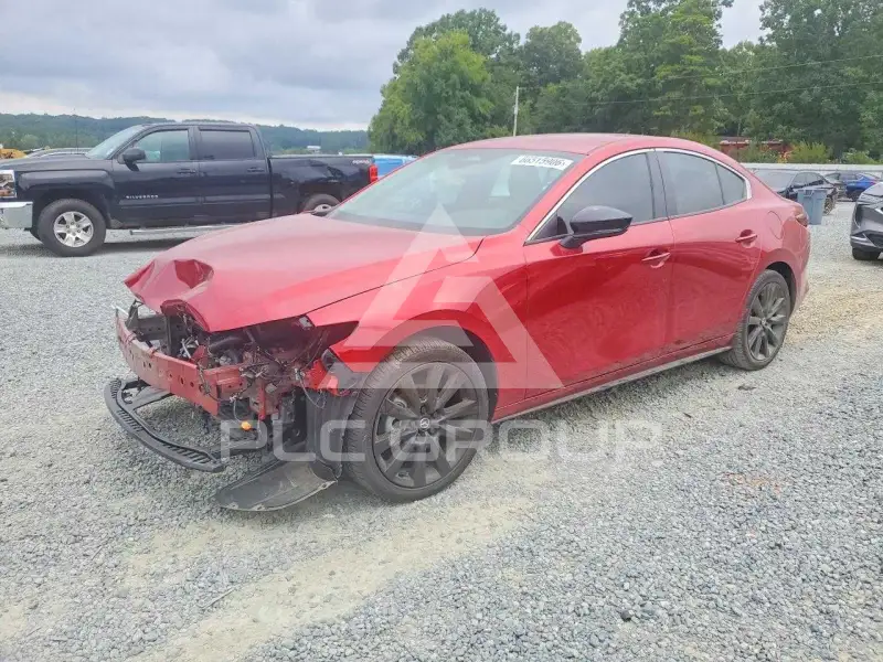 2025 Mazda 3 photo