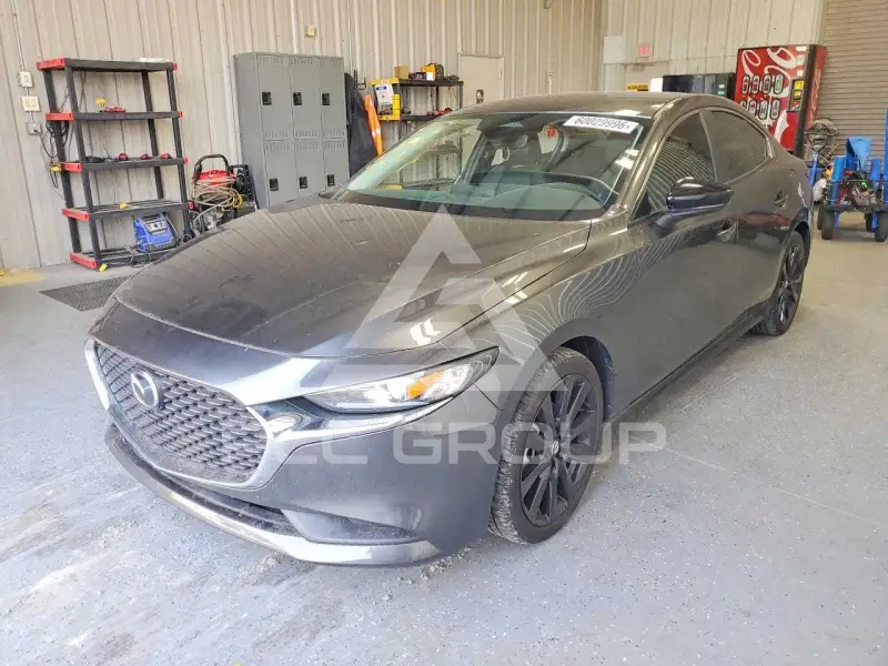 2025 Mazda 3 фото