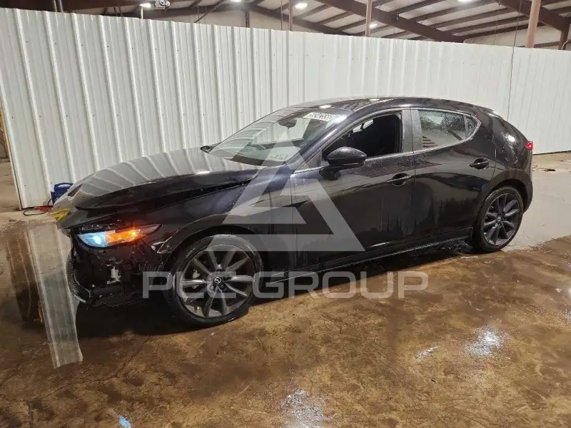 2025 Mazda 3 фото