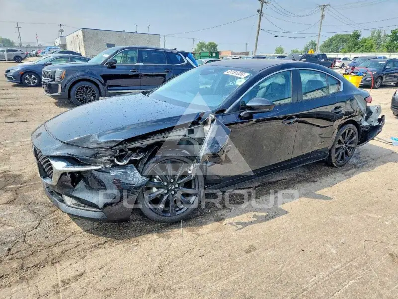 2025 Mazda 3 фото