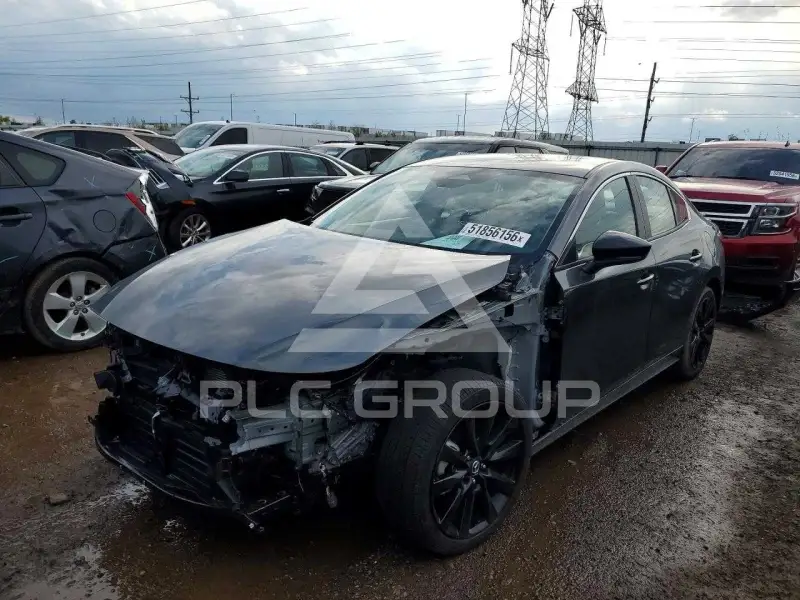 2025 Mazda 3 photo