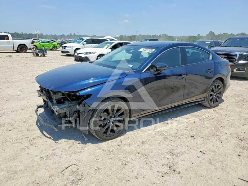 2025 Mazda 3 photo