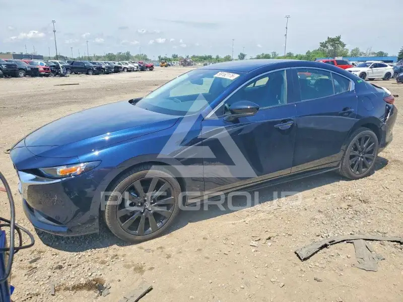 2025 Mazda 3 фото