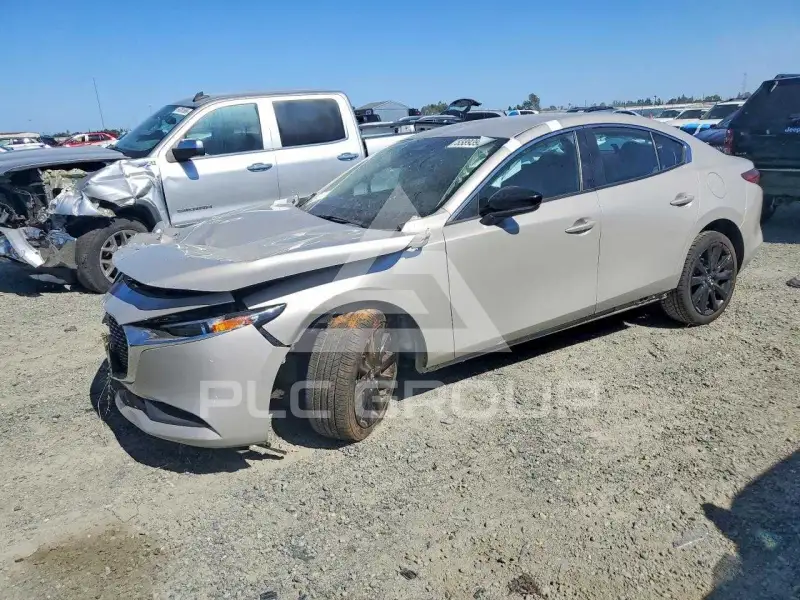 2025 Mazda 3 фото